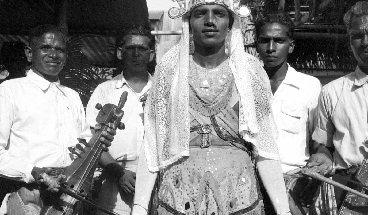 A Hindustani dancer in women’s dress, Suriname, photo by J. Dzn. Blaauboer, 1952. TM-10019258